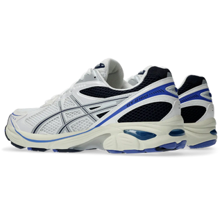 ASICS GT-2160 Shoes in White/Piedmont Grey with sleek design and GEL® technology.