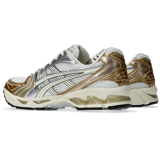 ASICS GEL-KAYANO 14 Shoes in White/Cream with advanced GEL® technology.