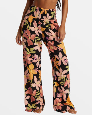 Billabong New Waves 2 Wide-Leg Pants in Kiss The Earth with high-rise waist, crinkle fabric, and relaxed fit.