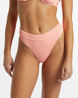 Billabong Summer High Maui Ride Bikini Bottoms in Peach Tart with high rise waist and medium bum coverage.