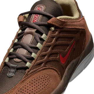 Nike SB Vertebrae Shoes in Cacao Wow/Dragon Red with retro styling.