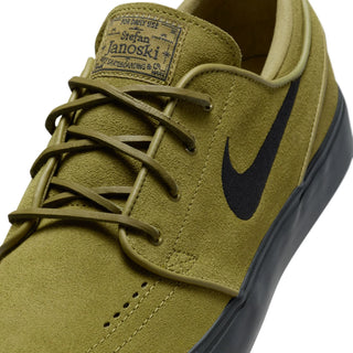 Nike SB Zoom Janoski OG+ Shoes in Pacific Moss/Black for skateboarding