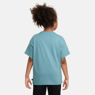 Nike SB Denim Turquoise midweight cotton kids' T-shirt with spacious fit.