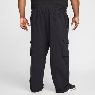 Nike SB Kearny Cargo Skate Pants in Black with six pockets and webbing belt.