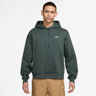 Nike SB green fleece pullover hoodie with logo and roomy fit.

