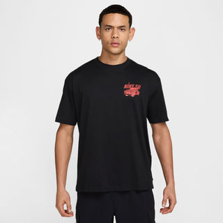 Nike SB Max90 Skate T-Shirt in Black with roomy fit and midweight cotton.