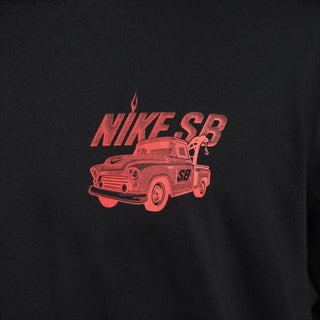 Nike SB Max90 Skate T-Shirt in Black with roomy fit and midweight cotton.