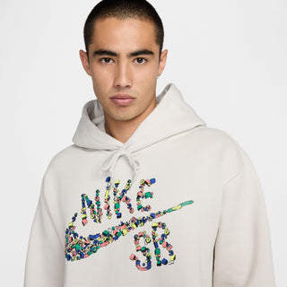 Nike SB Sugar High Fleece Pullover Skate Hoodie, hidden pocket, midweight brushed fleece, roomy fit.