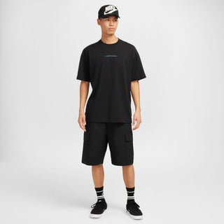 Nike SB Sportswear Men's Max90 Black T-Shirt with dropped shoulders and a relaxed fit.