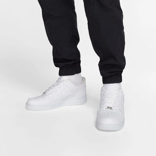 Nike Everyday Plus white crew socks with extra cushioning and breathable fabric.