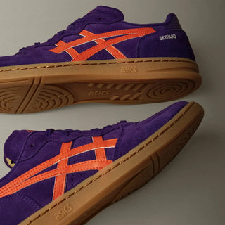 ASICS Skyhand OG Shoes in Midnight Plum/Koi, 1990s handball design.