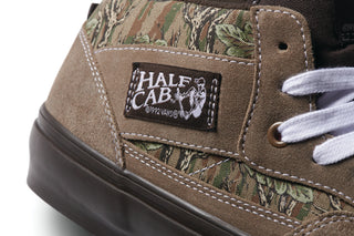 Vans Pedro Delfino Skate Half Cab Shoes in Camo with durable construction and iconic design.