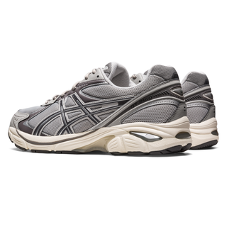 ASICS GT-2160 Shoes in Oyster Grey/Carbon with GEL™ cushioning.