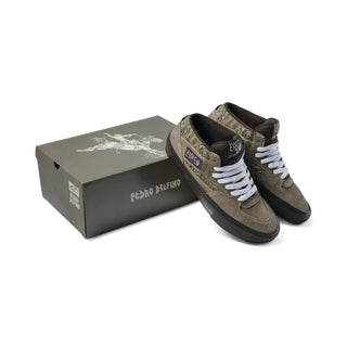 Vans Pedro Delfino Skate Half Cab Shoes in Camo with durable construction and iconic design.